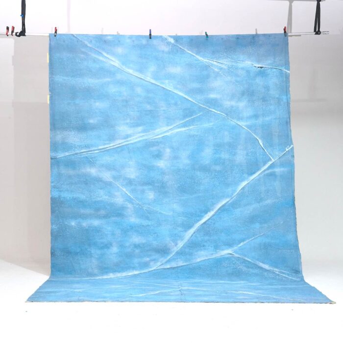 #3249 Blue with white diagonals handpainted 6.20 x 4.10m